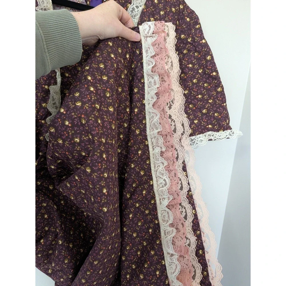 Vintage Plum Floral Calico Prairie Midi Dress Lace Trim Cottagecore XL Handmade - Picture 10 of 14